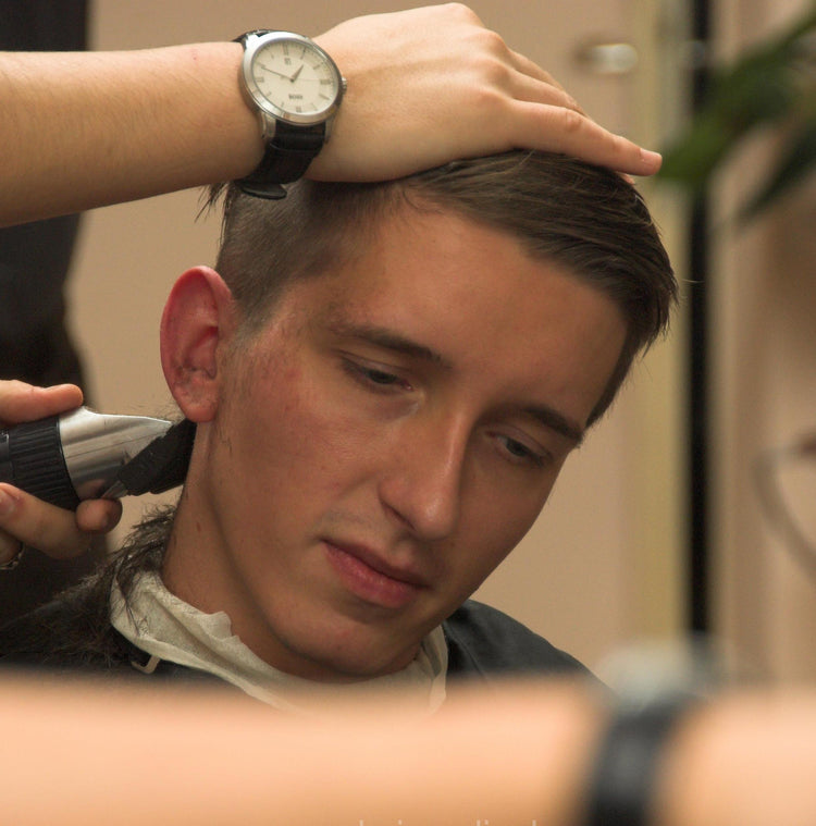 299 Berlin Kantstrasse s1749 strong barber