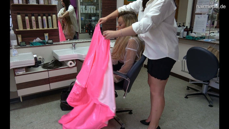 velcro closure cape