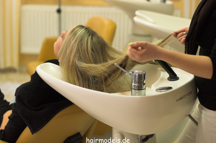 179 Anke long hair s1830