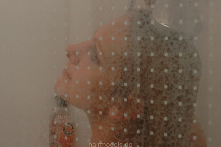 963 shower shampooing