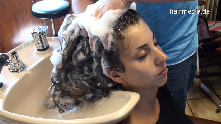 9055 shampooing sessions long hair