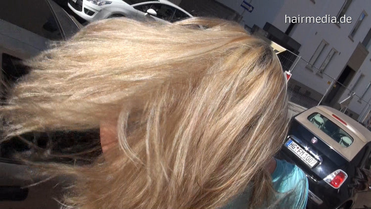 1022 LeaG XXL hair