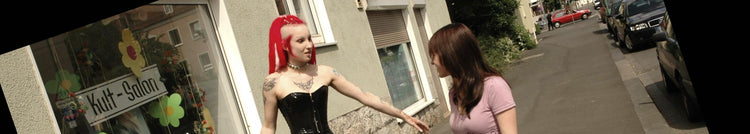 162 Fetischiska rubber and pvc apron and capes