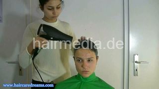104 Black hairspray - Alina extreme hairspray Part 1