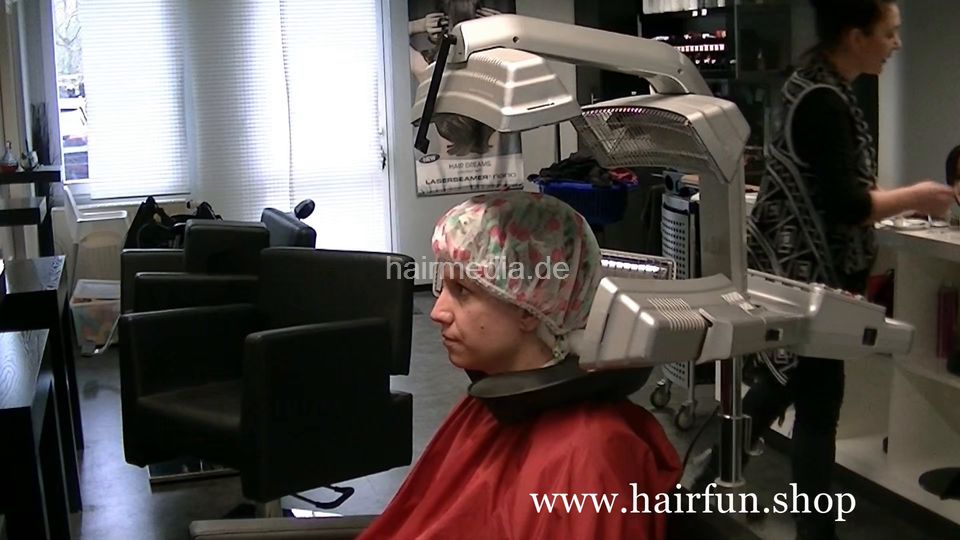 0721 Doro forced afro perm - pink hairdryer