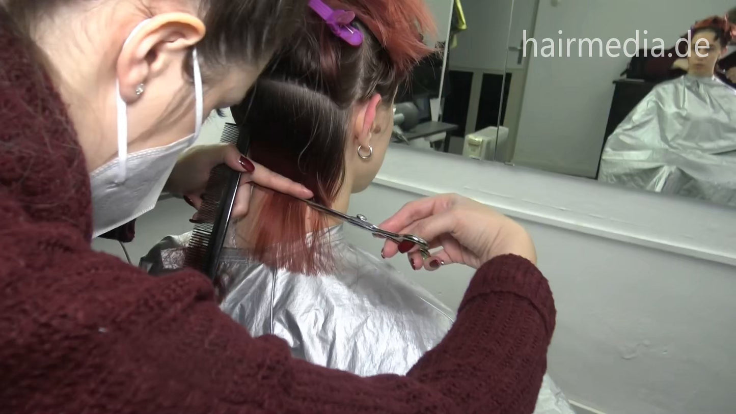 09521 Sara First Hair Cut by Jessy