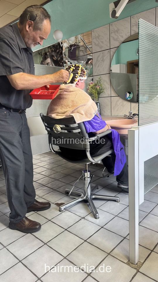 1269 Yvonne 250610 GDR Salon forward shampoo and perm by barber