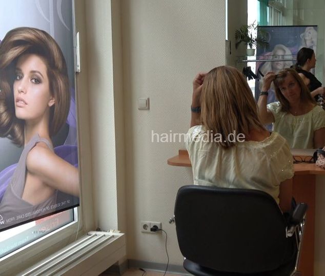 1159 Mature thick hair lady by barber haircut by truckdriver and bang cut