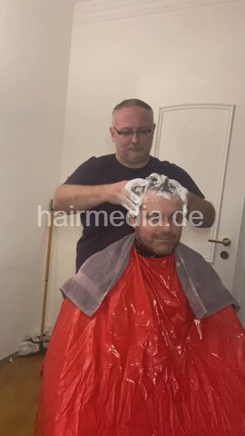 2012 20250116 Shampoo upright and forward and buzz