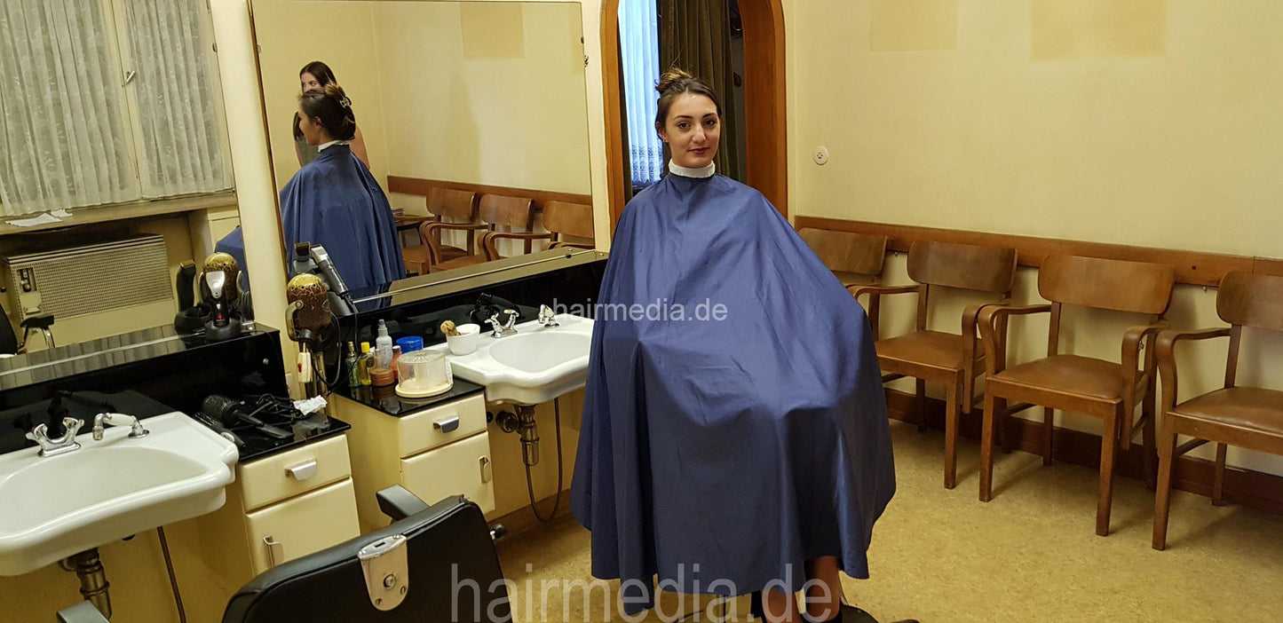 1034 Damaris and SarahS caping in barbershop slideshow