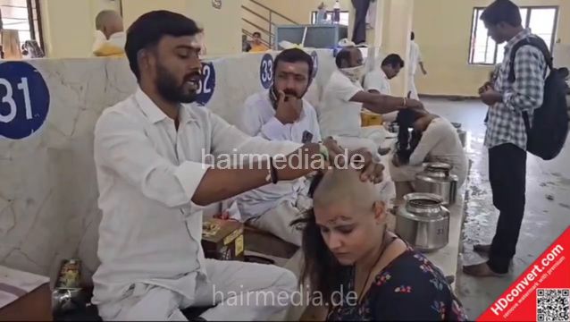 1242 250820 Swaloni head shave temple