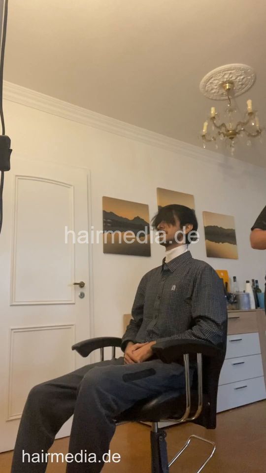 2012 230605 home salon long and thick black hair buzzcut headshave and bleach in blue pvc cape