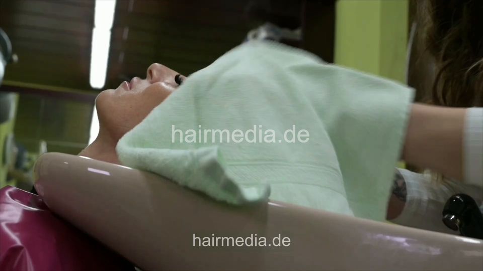 6222 Dzaklina by Leyla 1 faked perm AS custom shampoo part