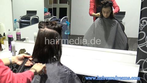 240219 Giulia cut and bleaching
