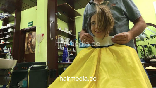 8173 Barberette Leyla by salonbarber 1 caping multicape dry buzz trial - facecam