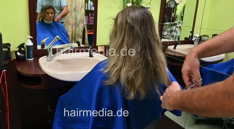 6228 MichelleH 2 dry haircut by barber - backcam