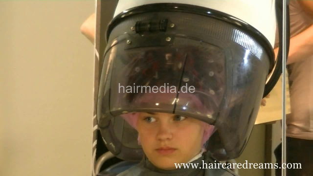 2506 2children rollerset part 1 by Melody and Jessy synced