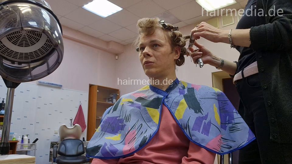 1260 Alexej salon wetset 251022