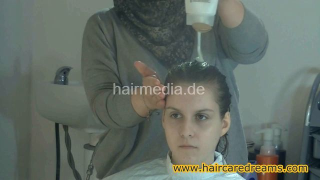 2702 Taranti teen upright shampoo