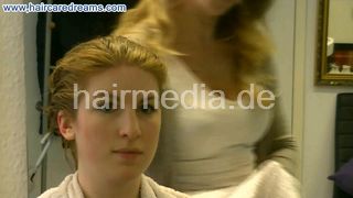 80216 Janka backward shampoo fresh permed hair by Grazia in salon