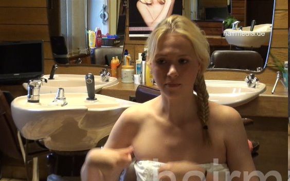 9059 11 Maren backward salon shampooing blonde hair by fresh shampooed Aylin