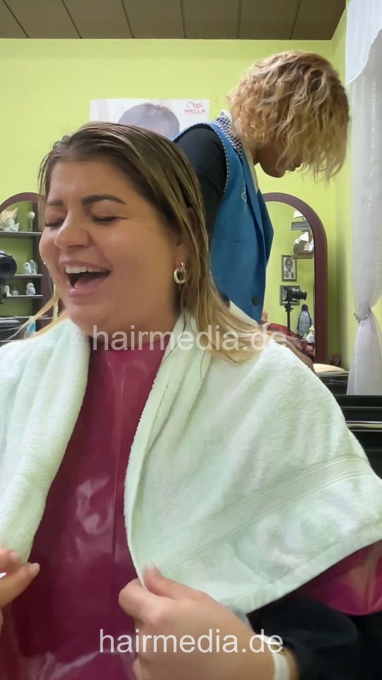 1246 Alessia by Nora 2 apron wetset vertical video