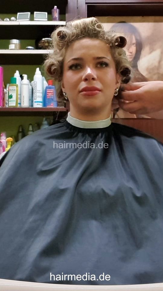 1265 barberette AngelinaR wetset by barber 250607 facecam