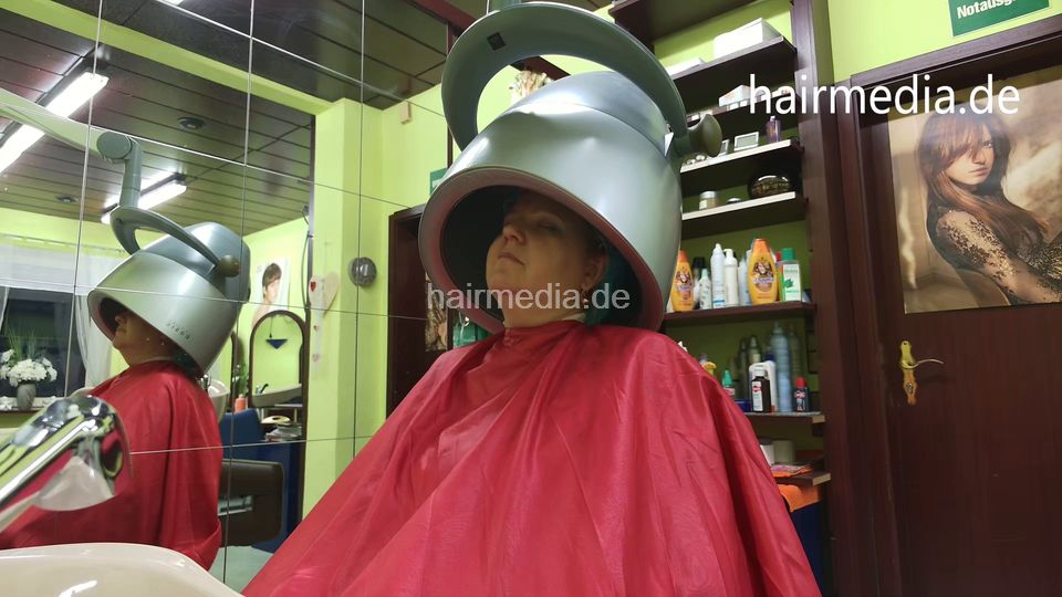 2303 new barberette Anna 2 wetset by barber backview