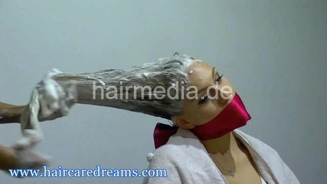 1213 Bondage upright shampoo by Domenica Melody Barberette