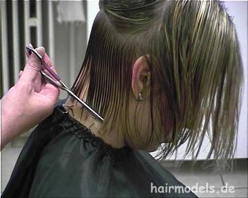 132 a day in CZ salon 1990
