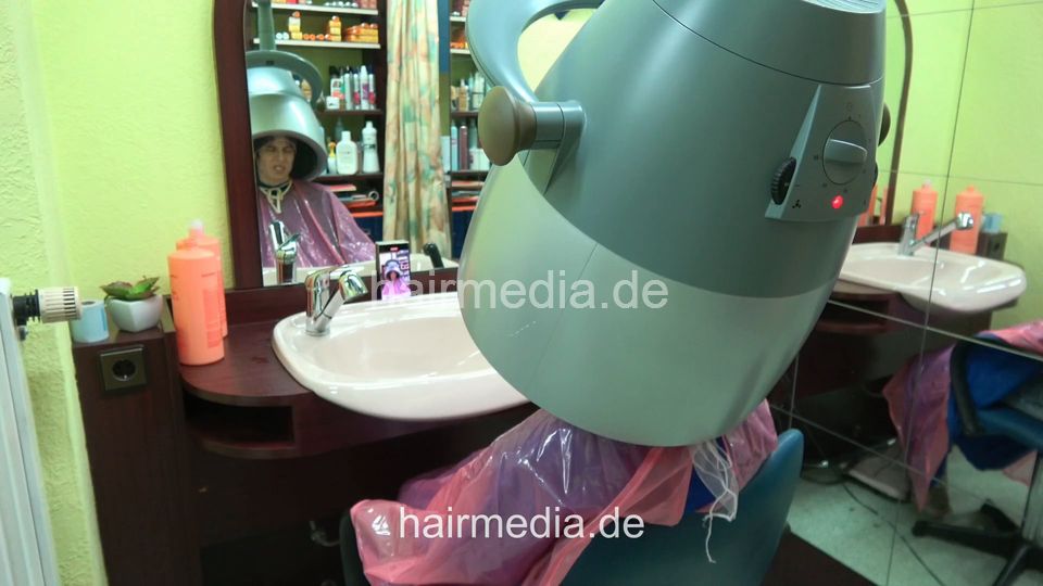 1256 CarolaT 2024 session 3 wet set by barber, multicaped