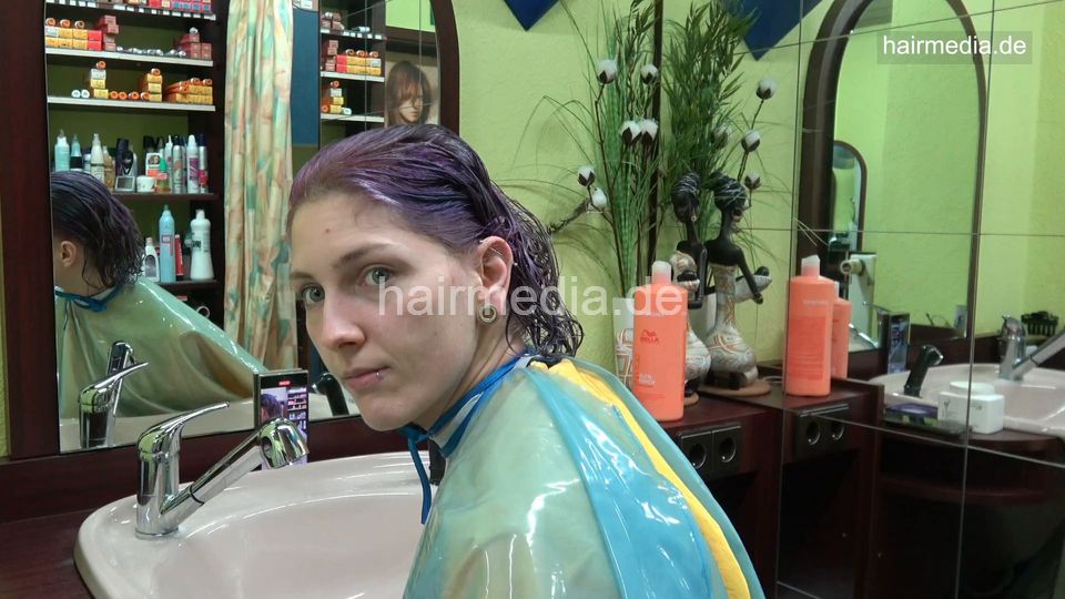 2305 Charlene 2nd session 2 haircut by barber multicaped