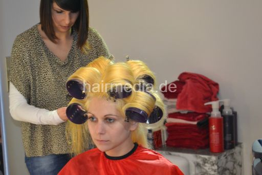 Christine blonde xxlrollerset1