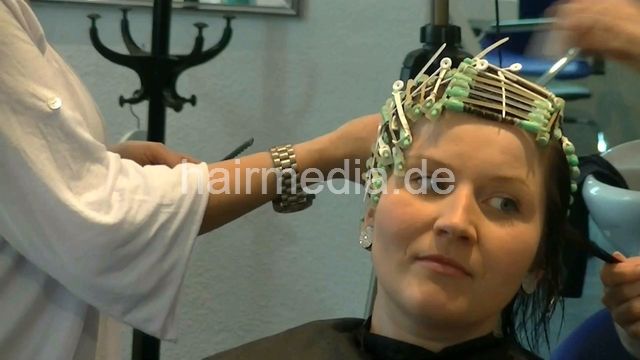 1213 Dona salon perm short hair