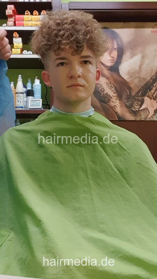 2029 Fabian 1 by salonbarber forward shampoo - vertical video