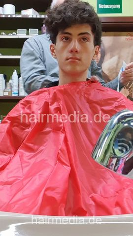 2303 young man Felipe controlled by mom Barbara forward shampoo and blow by barber - facecam
