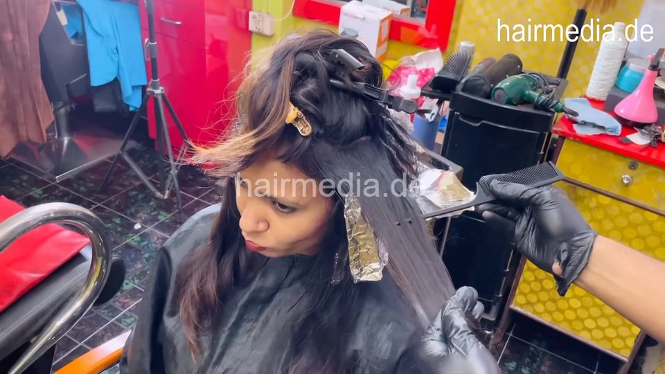 9149 Golden Balayage Highlighting At Beauty Salon Of Ashley