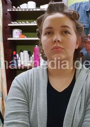 Jamilla teen barberette student second day backward wash and wetset by barber - frontcam