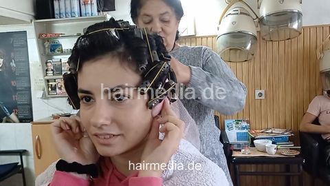 6233 Autumn Girls JellenaMi teen shampoo by barber, wetset metal rollers by barberette