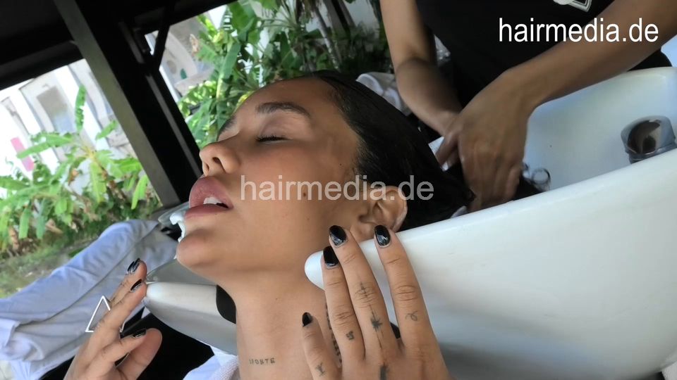359 Kate Movie 1 blacknail several shampooing backward, haircare and blow out