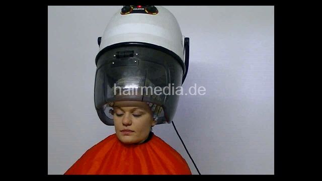 Laura Klara: Klara extreme wetset Part 1