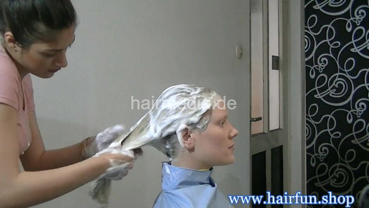 1213 Konstanze multicape by Domenica Melody and help 4 hand shampooing
