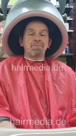 RalfS Long Hair Guy Mulit Caping, Forward Shampoo, Scalp Tonic, Set, Hair Dryer Hood Front View Livestream Recording