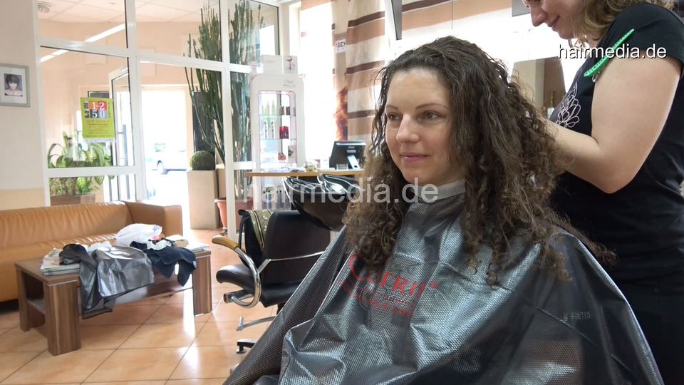 7203 Second 1 dry haircut long thick curly hair