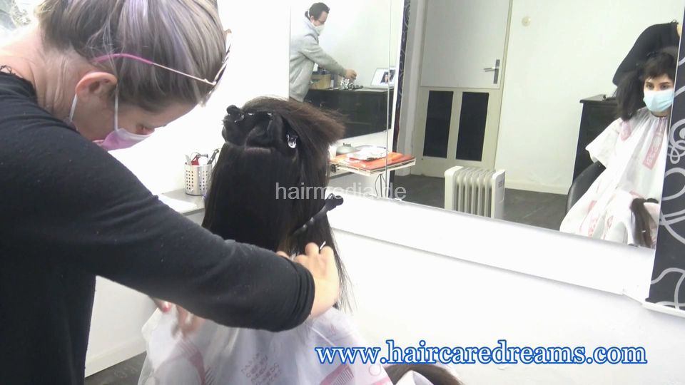 Sonisa long haircut