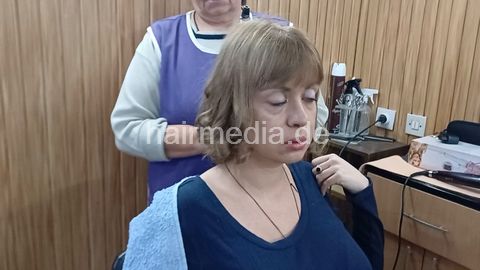BJS Girls SonjaB - shampoo by frizer barber, foenen and curl with figaro