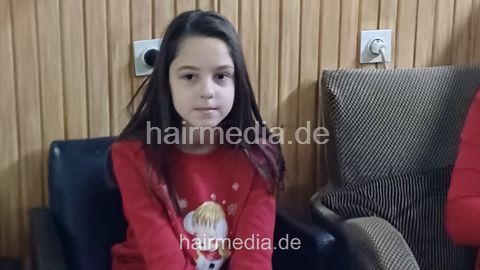 New year girls TeaP daugther shampoo, haircut and wetset by barberette