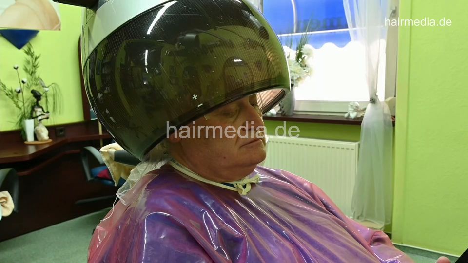 2302 Torsten faked perm 4 wetset, hairnet, dryer
