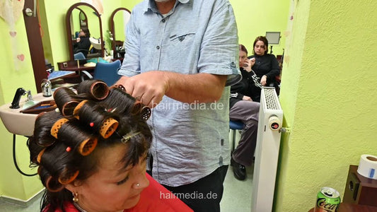 2303 YvonneT 3 wetset Babsi watching