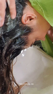 6230 Zoya 1 forward shampoo by barber - vertical video